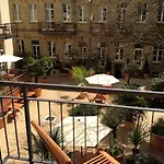 Garden Living - Boutique Apartmanhotel 4*