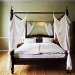 Garden Living - Boutique 4*