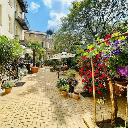 Garden Living - Boutique Aparthotel 4*