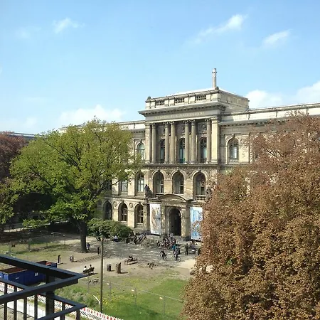 Garden Living - Boutique