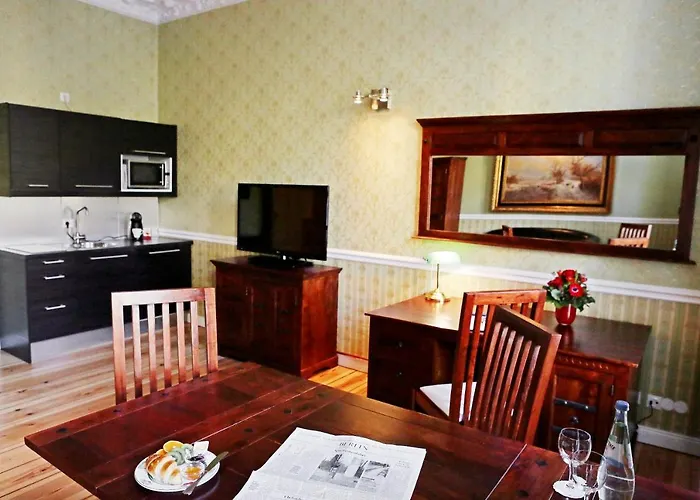 Garden Living - Boutique