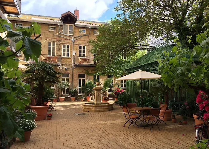 Garden Living - Boutique 4*